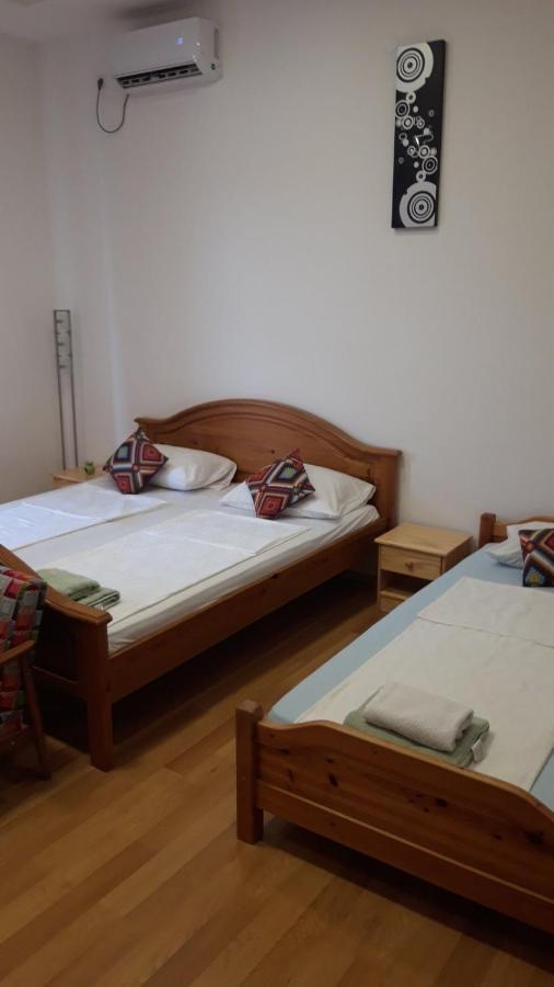 Apartment And Rooms"Tabasnice"Tuzla Centar エクステリア 写真