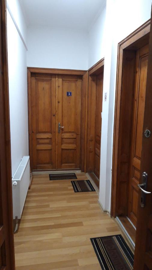 Apartment And Rooms"Tabasnice"Tuzla Centar エクステリア 写真