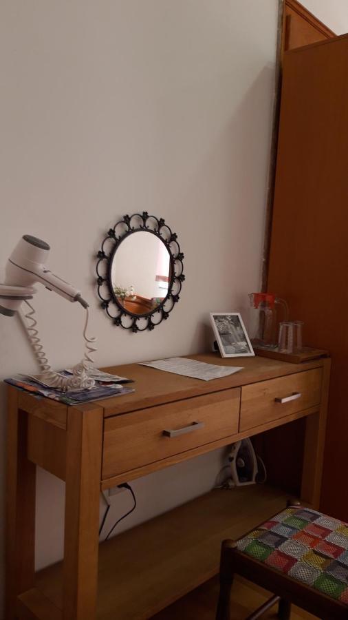 Apartment And Rooms"Tabasnice"Tuzla Centar エクステリア 写真