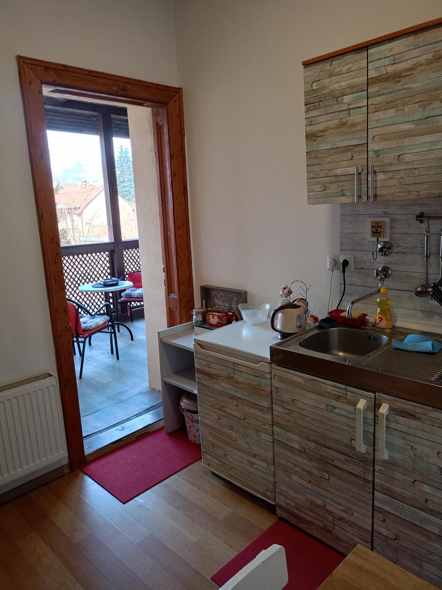 Apartment And Rooms"Tabasnice"Tuzla Centar エクステリア 写真