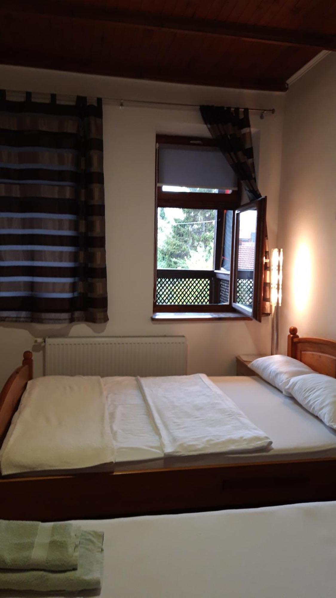 Apartment And Rooms"Tabasnice"Tuzla Centar 部屋 写真